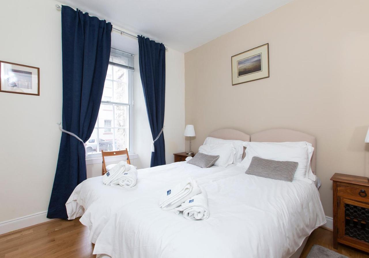 Blair St Scott Apt Old Town Edimburgo Esterno foto