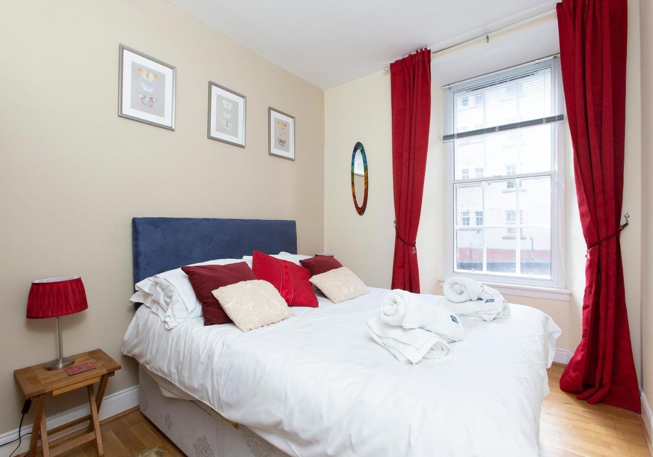 Blair St Scott Apt Old Town Edimburgo Esterno foto
